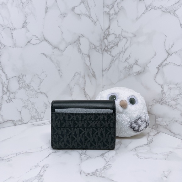 Michael Kors Erin Small Backpack and Wallet - Picture 10 of 14